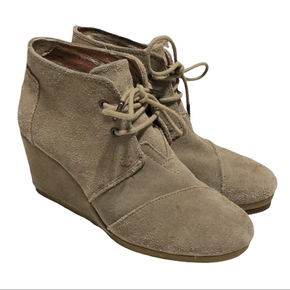 Toms Suede Wedge Booties - Picture 2 of 14